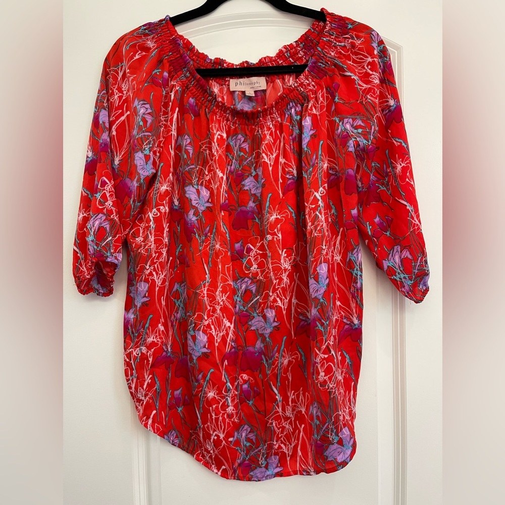 💚3/$25 Philosophy Red Floral Off-Shoulder Blouse